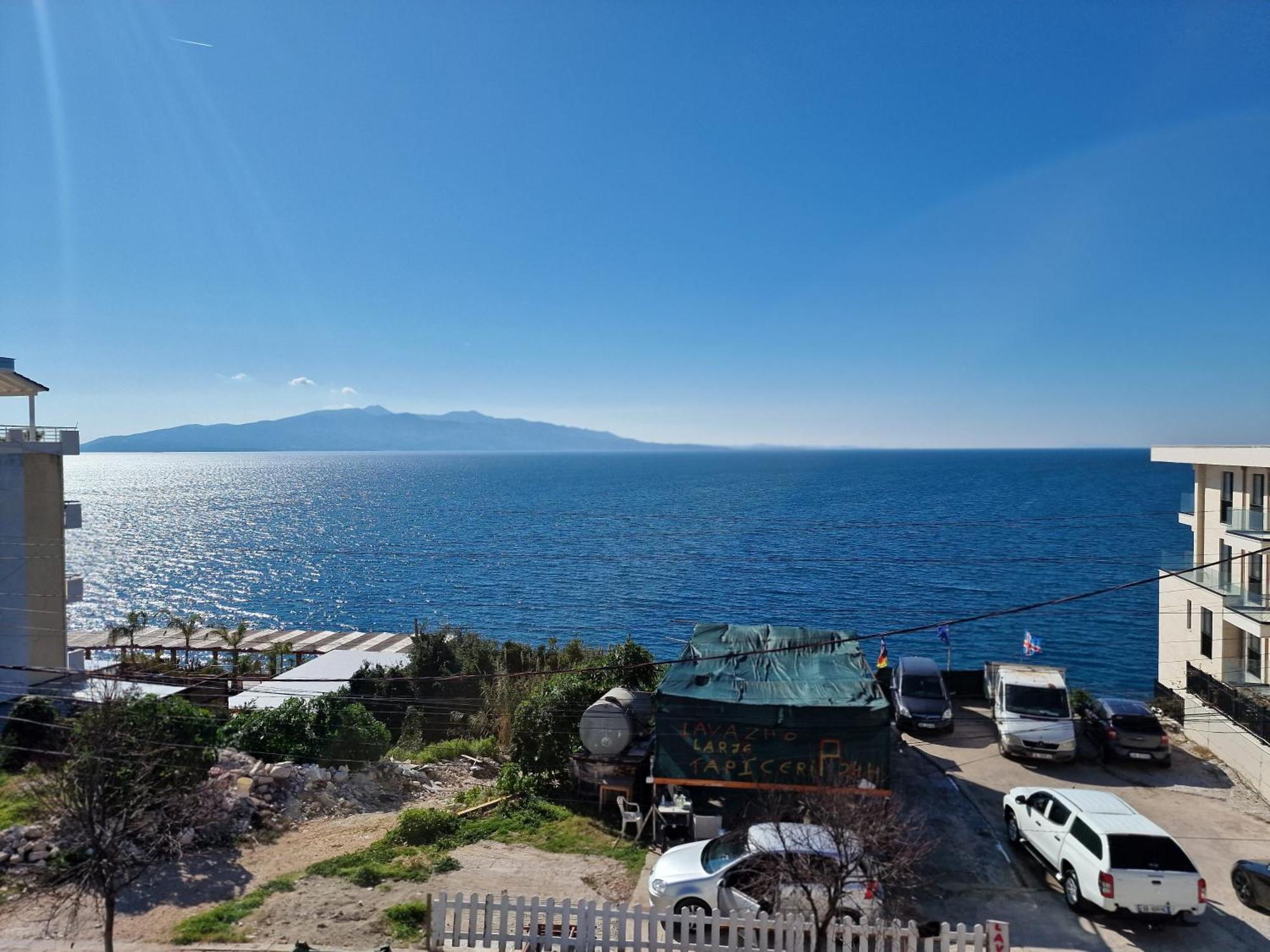 Beachfront Apartment Sarandë 외부 사진