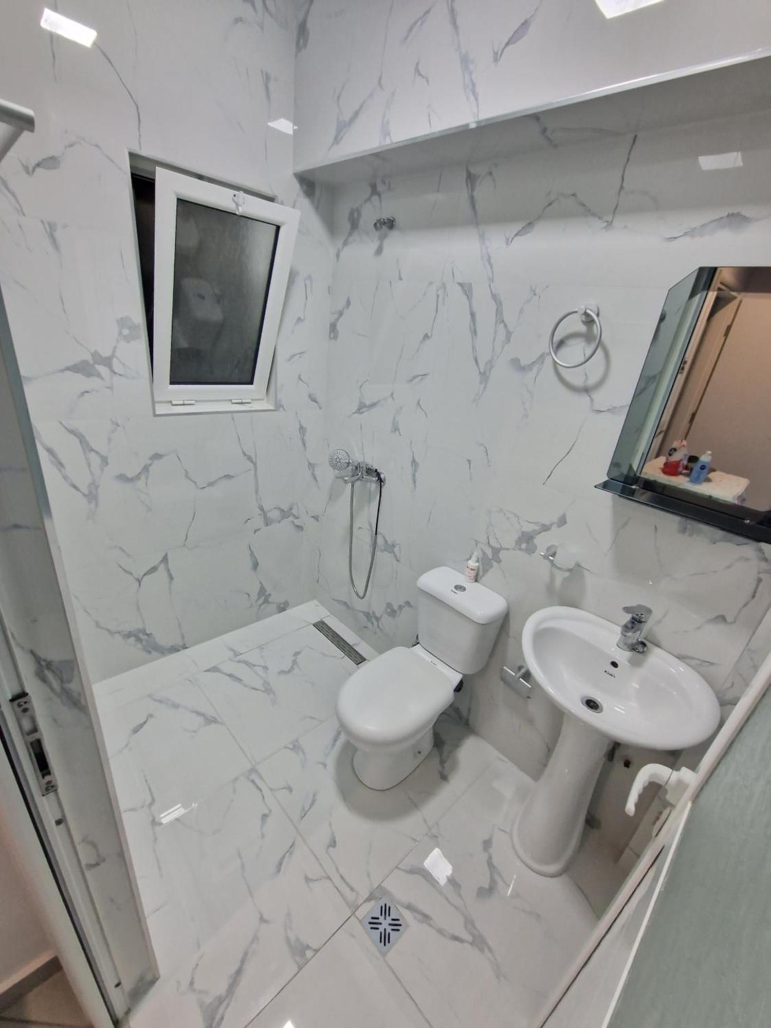 Beachfront Apartment Sarandë 외부 사진